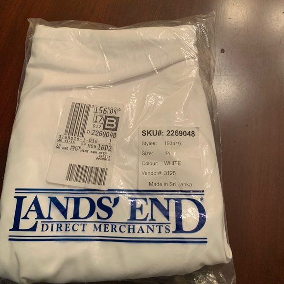 Swim skirt - Picture 1 of 5